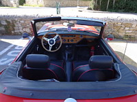 Triumph Spitfire 1500 rouge (1974-80)(Aigueze en 2020-09)(5)